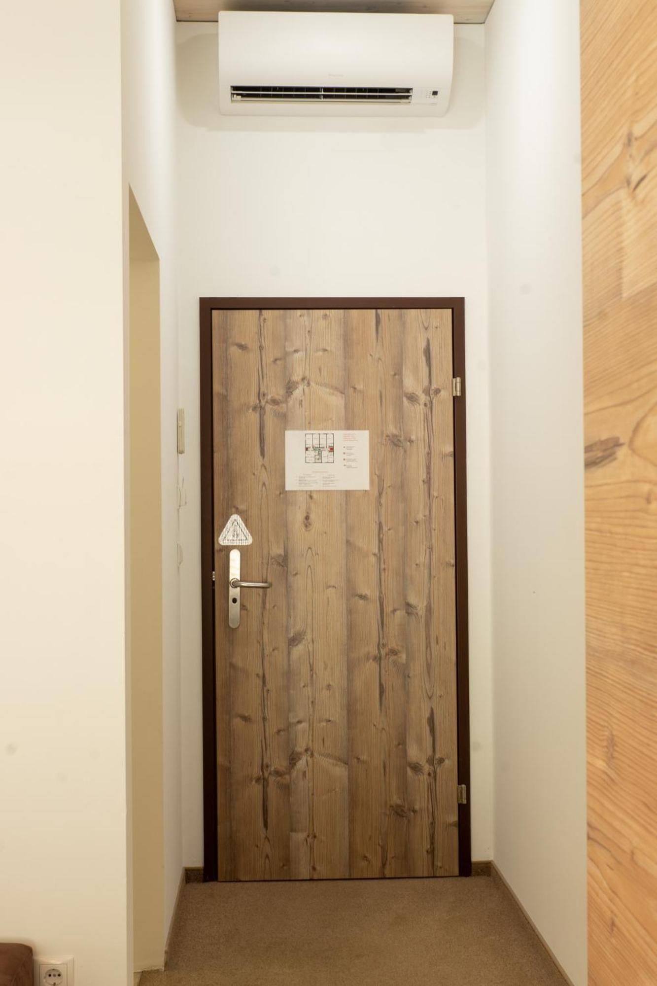 Motel Engel - Self Checkin Feldkirch Exterior photo